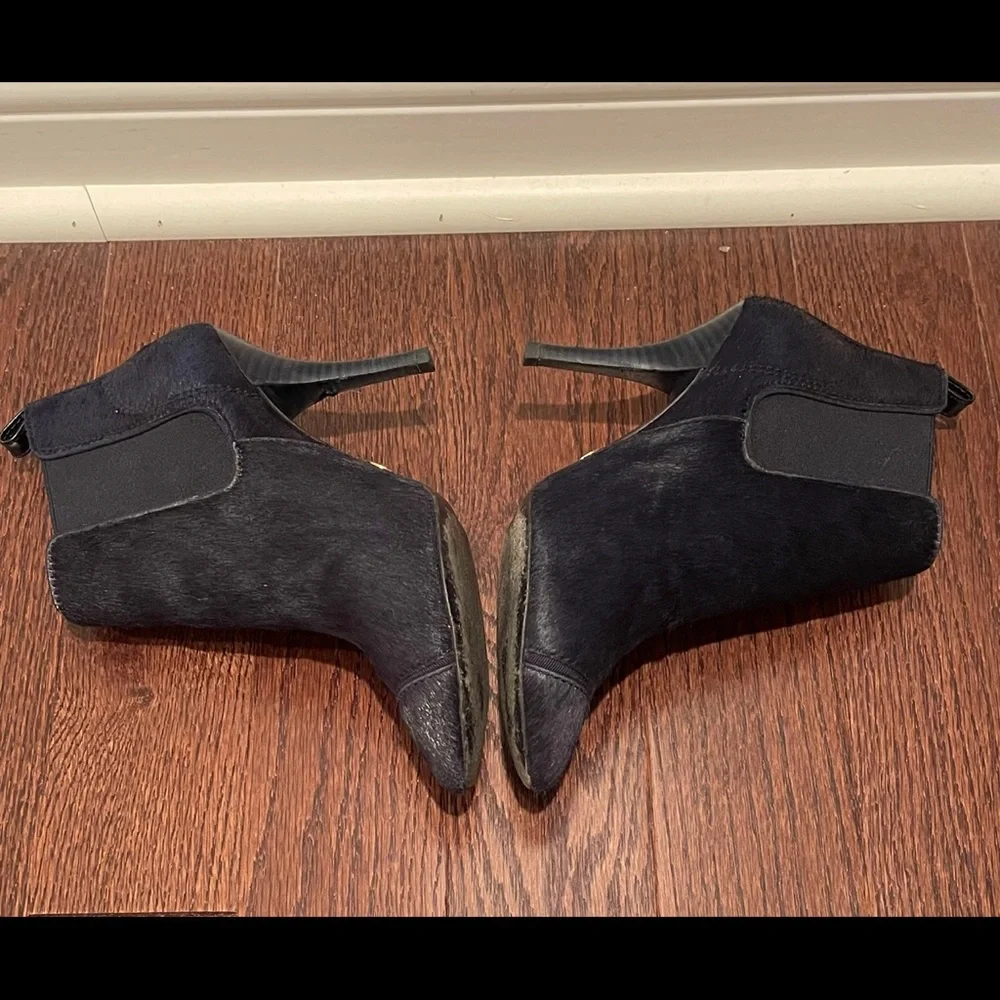 Tory Burch Navy Black Haircalf Ankle Boots Booties Women Shoes 6 1/2 M